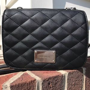 Nine West Black crossover bag